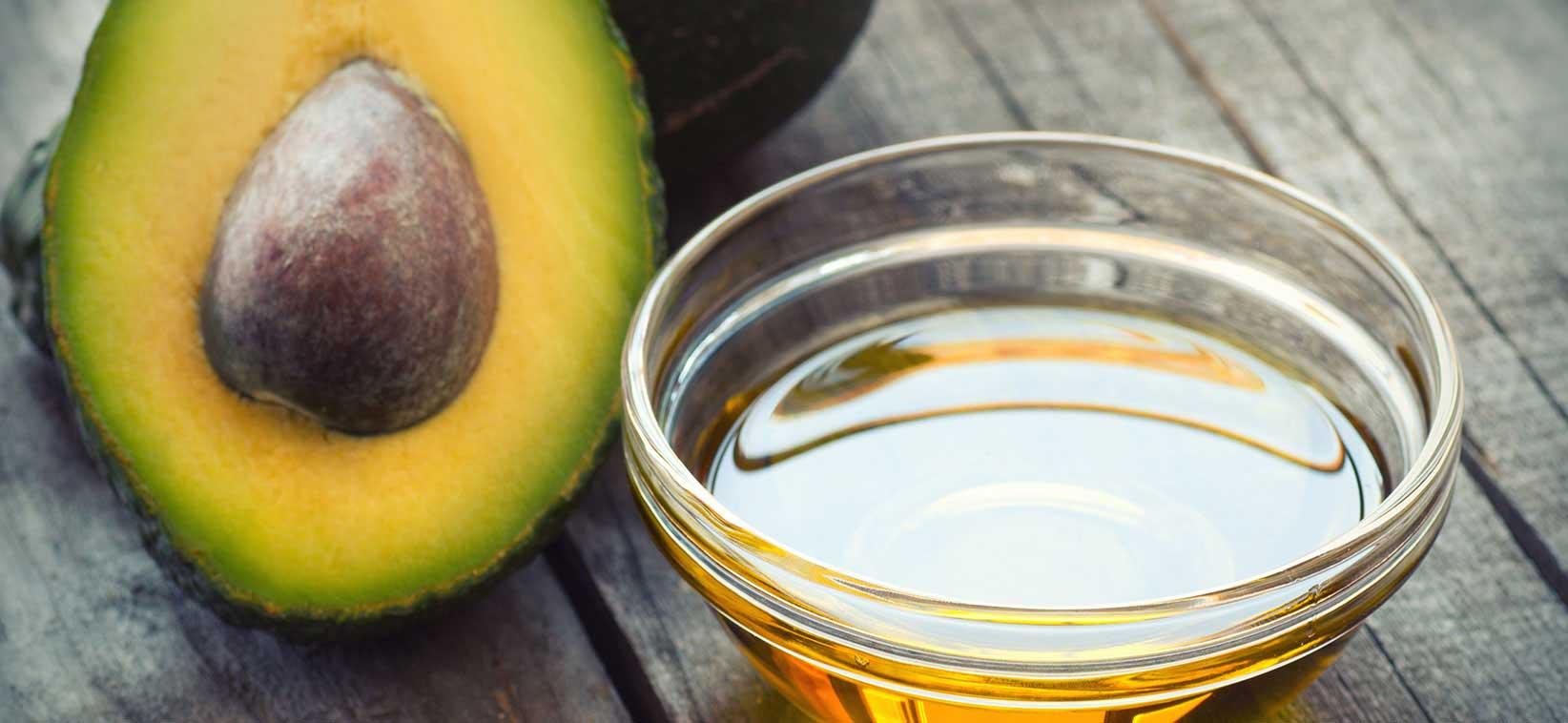 Gesunde Fette in Avocado – Ernährung bei Depression in der Blomenburg Privatklinik Ausgewogene Ernährung bei Depression in der Blomenburg Privatklinik