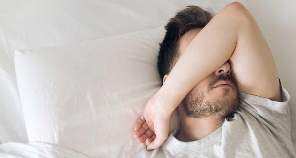 Wie hängen Schlafstörung und eine Depression zusammen? Im MeDi-Guide Ratgeber erfahren Sie es.
