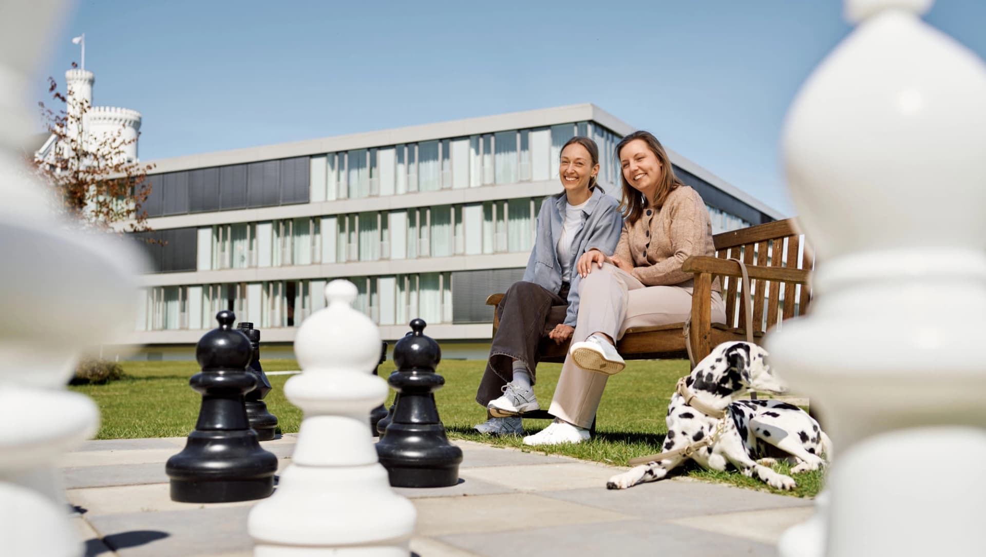 Patientinnen spielen Outside Schach